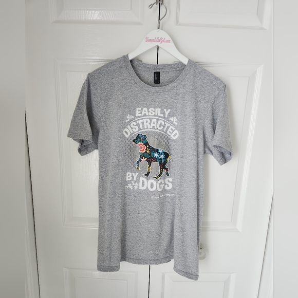 EASILY DISTRACTED BY DOGS T-Shirt Heather Gray Floral Dog Unisex EUC - Picture 3 of 16